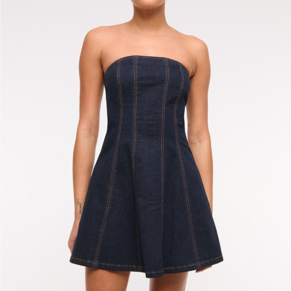 BRAND NEW The A&F Mila Strapless Denim Mini Dress-XL Petite